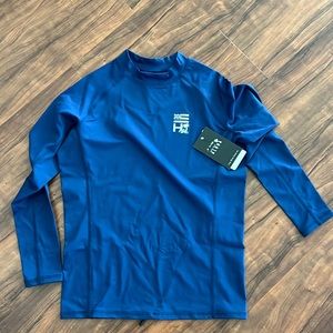 Local Motion rash guard new!